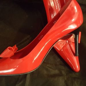 NEW Andrea Pfister Couture red bow pumps leather 8